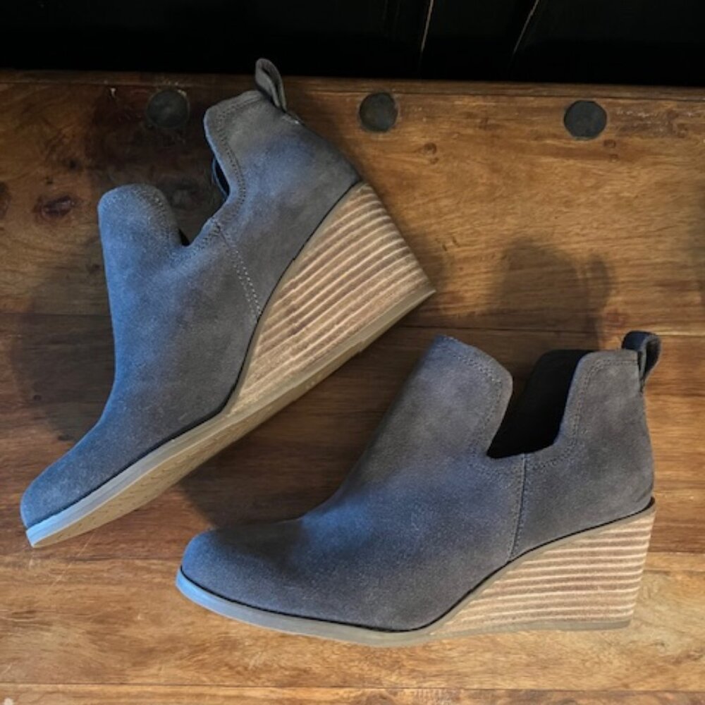 TOMS Kallie Wedge Bootie, Size 8